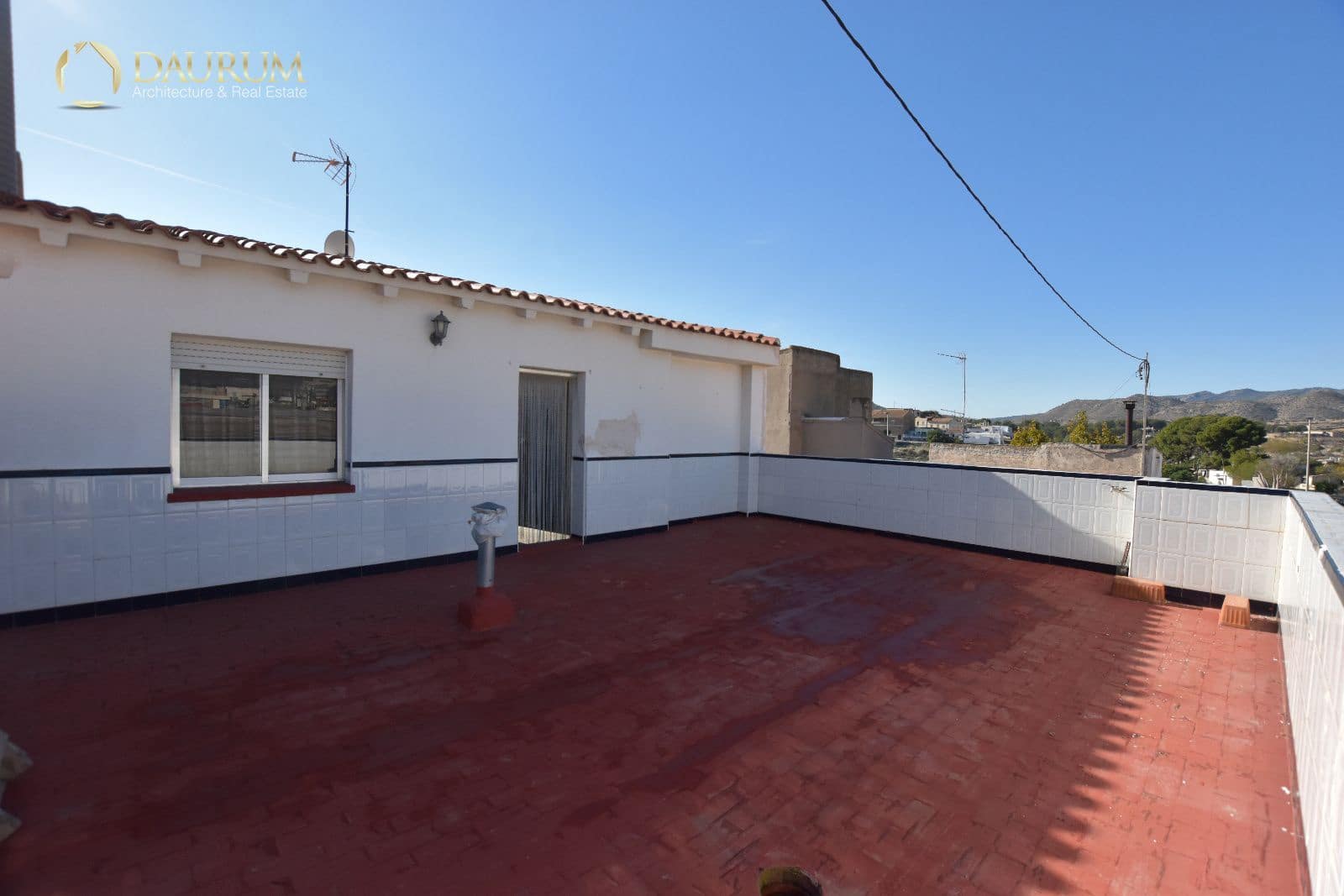 4 Zimmer Villa zu verkaufen in Elda mit Garage - 198.000 € (Ref: 9474557)