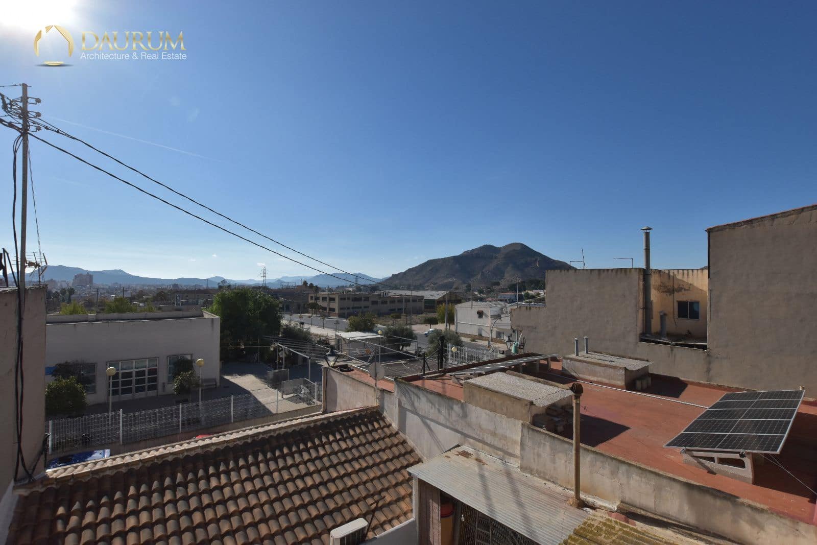 4 Zimmer Villa zu verkaufen in Elda mit Garage - 198.000 € (Ref: 9474557)