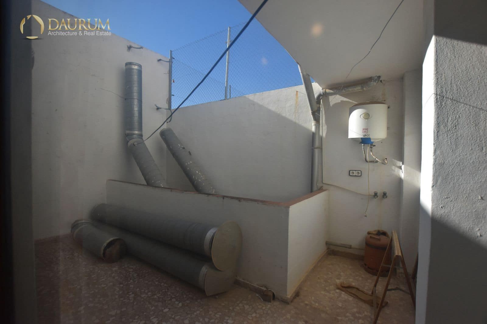 4 Zimmer Villa zu verkaufen in Elda mit Garage - 198.000 € (Ref: 9474557)