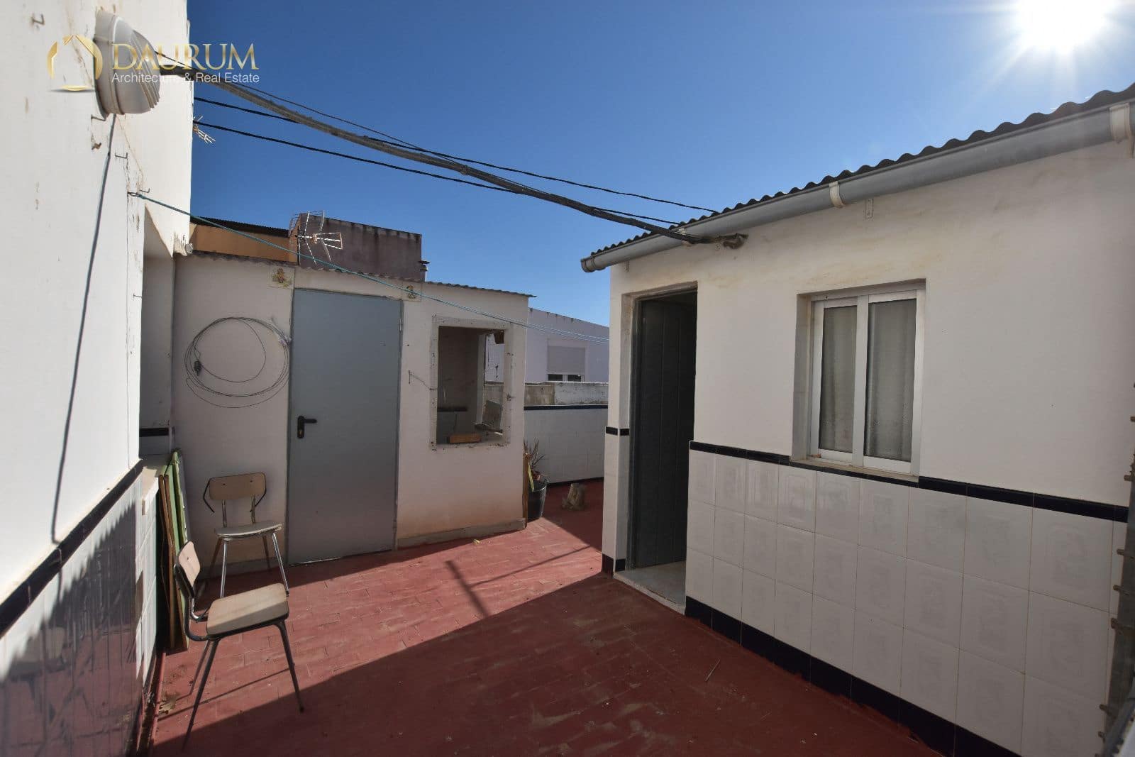 4 Zimmer Villa zu verkaufen in Elda mit Garage - 198.000 € (Ref: 9474557)