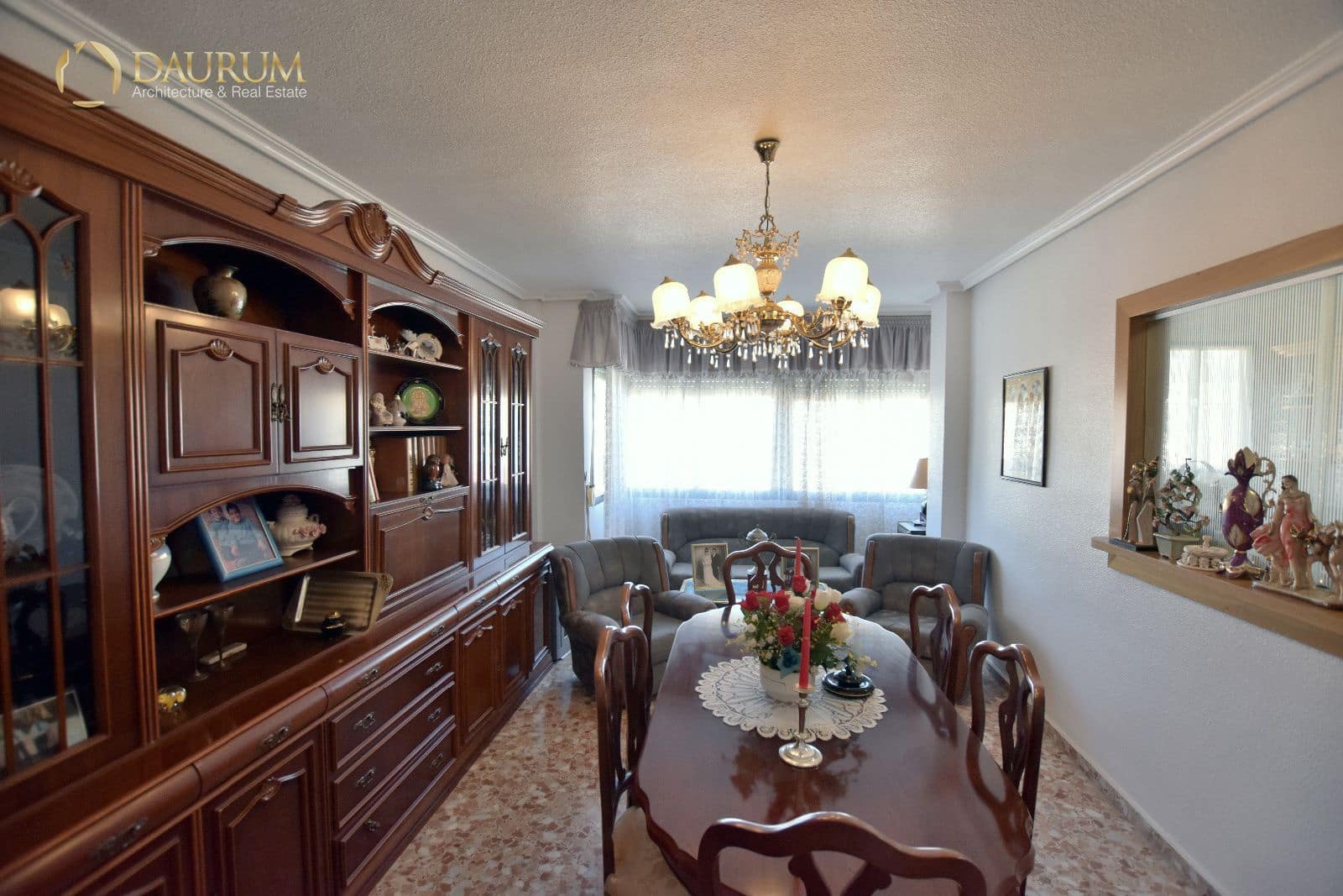 4 soverom Villa til salgs i Elda med garasje - € 198 000 (Ref: 9474557)