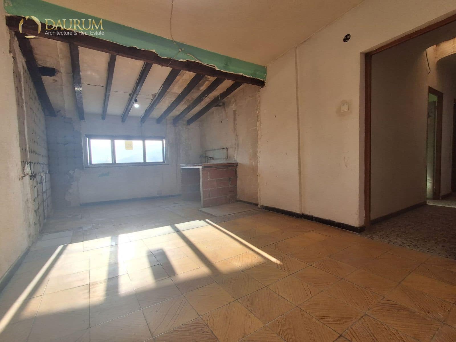 7 bedroom Villa for sale in Agost - € 165,000 (Ref: 9474558)