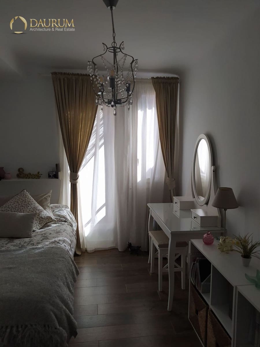 2 bedroom Flat for sale in Alicante / Alacant city - € 198,800 (Ref: 9479464)