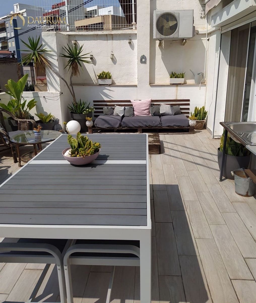 2 bedroom Flat for sale in Alicante / Alacant city - € 198,800 (Ref: 9479464)