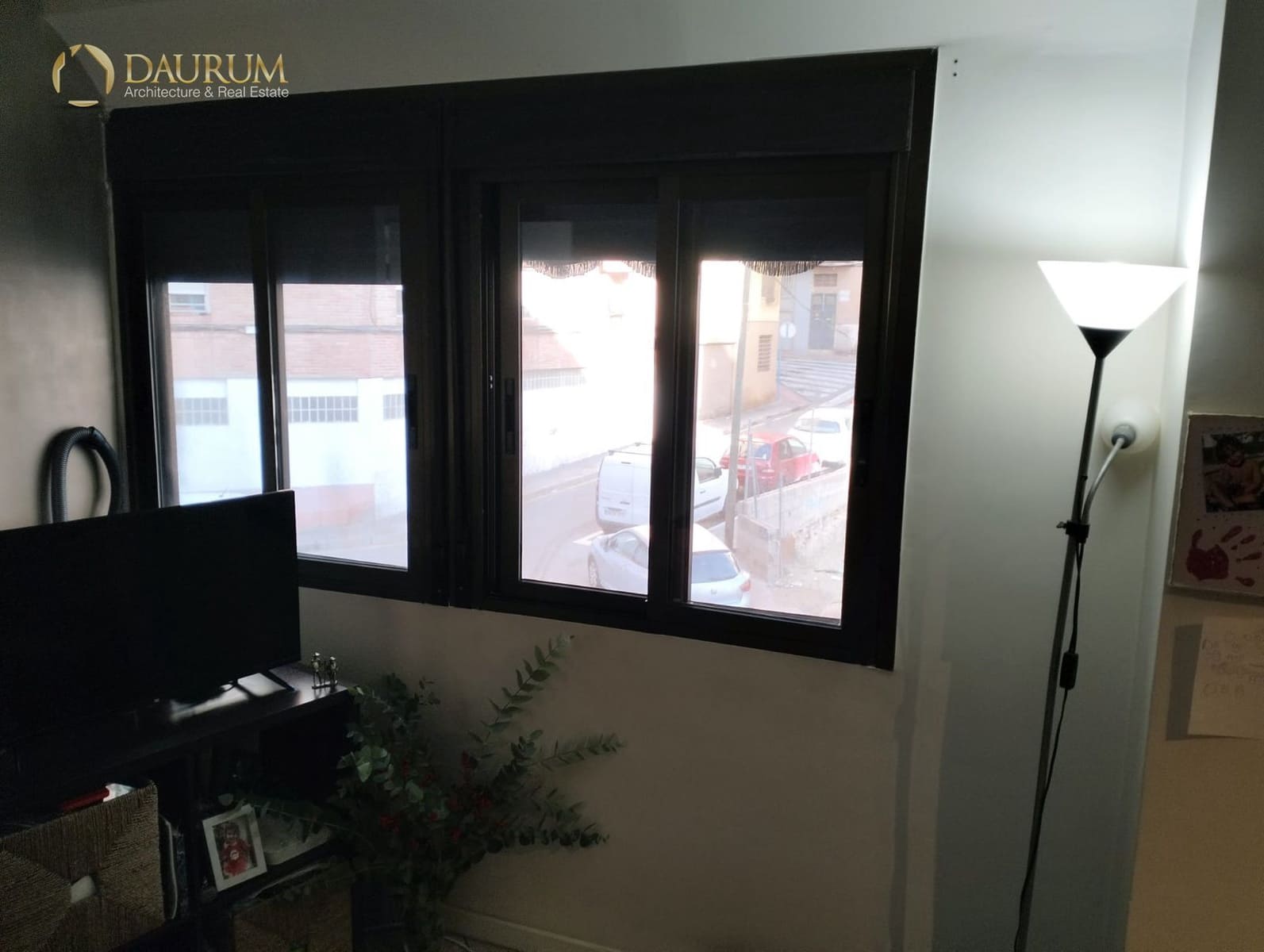 Flat for sale in Alicante / Alacant city - € 128,000 (Ref: 9481501)