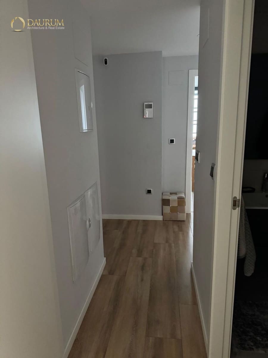 3 bedroom Flat for sale in Alicante / Alacant city with pool garage - € 350,000 (Ref: 9482243)