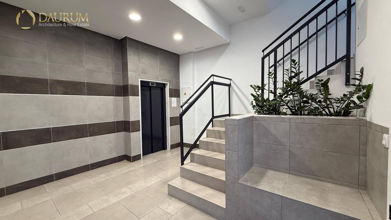 3 bedroom Flat for sale in Alicante / Alacant city with pool garage - € 350,000 (Ref: 9482243)