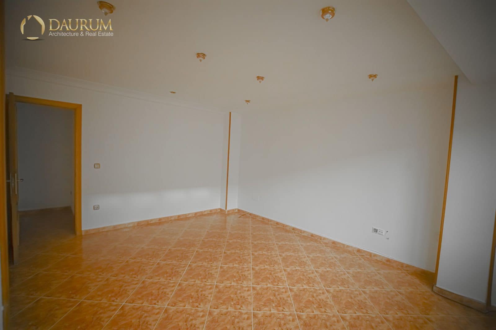 Piso de 3 habitaciones en Alicante / Alacant ciudad en venta - 88.000 € (Ref: 9532604)