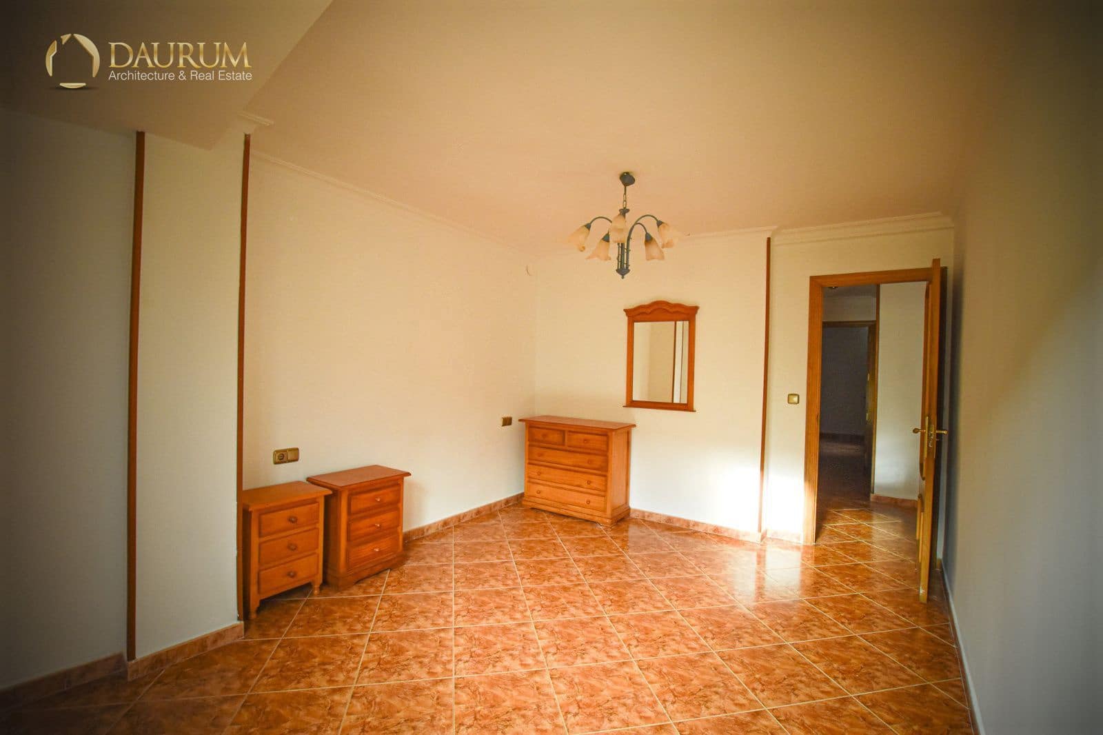 Piso de 3 habitaciones en Alicante / Alacant ciudad en venta - 88.000 € (Ref: 9532604)