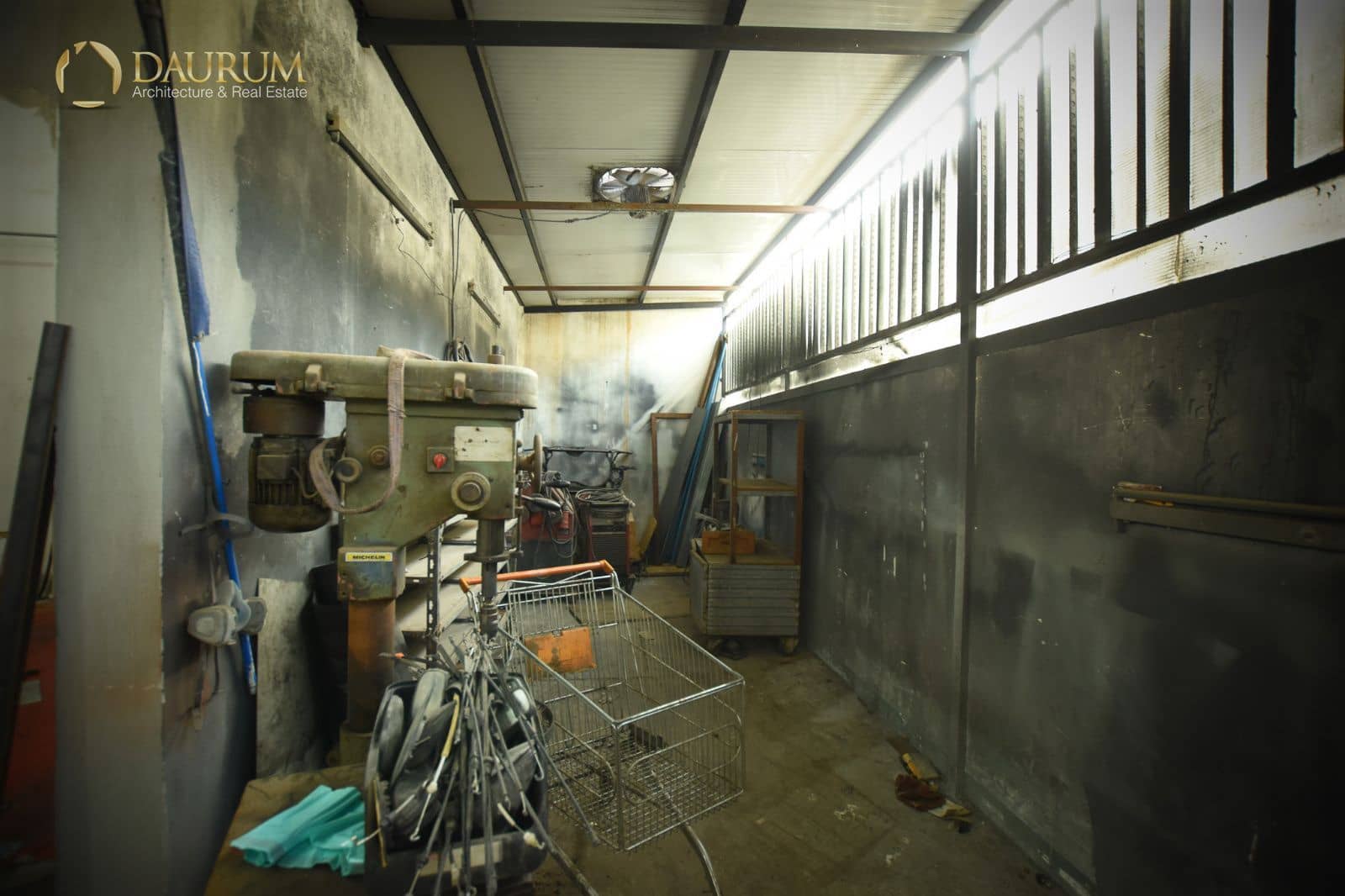 Erhverv til salg i Catral - € 360.000 (Ref: 9534908)