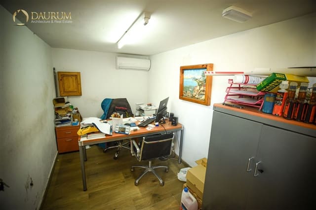 Erhverv til salg i Catral - € 360.000 (Ref: 9534908)