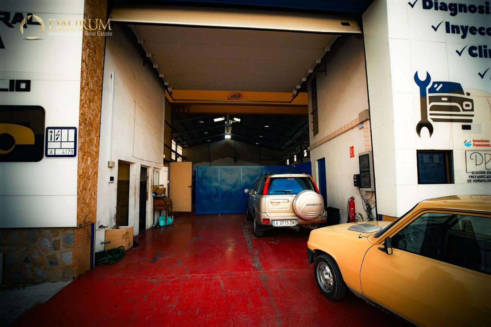 Erhverv til salg i Catral - € 360.000 (Ref: 9534908)