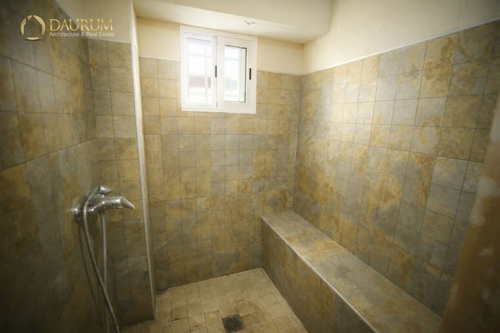 Kommersiell till salu i Catral - 360 000 € (Ref: 9534908)