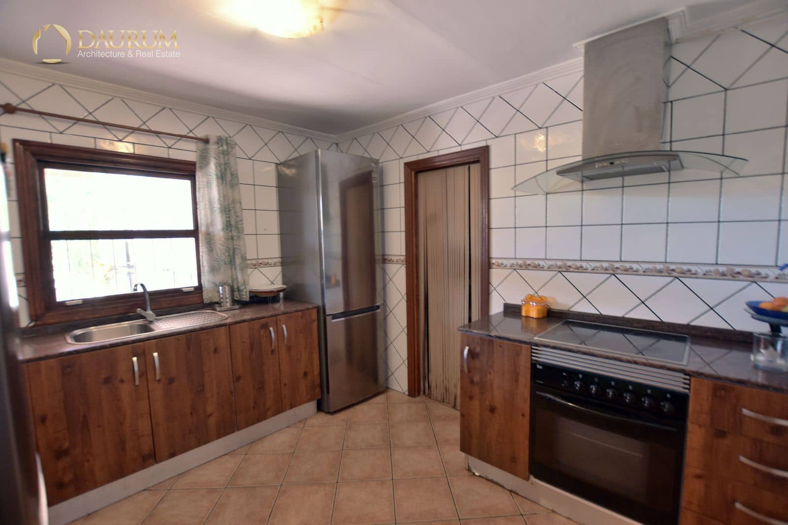 5 soverom Villa til salgs i San Vicente / Sant Vicent del Raspeig med svømmebasseng garasje - € 399 000 (Ref: 9535387)