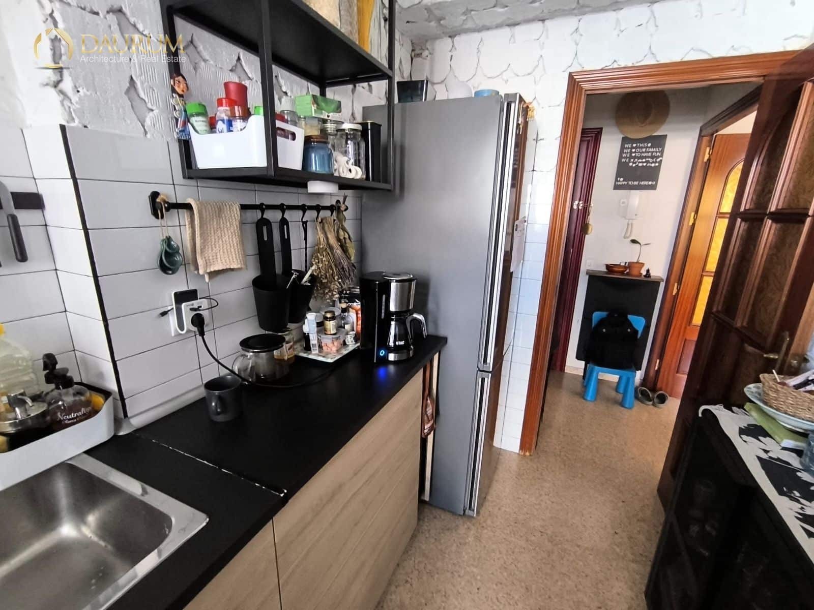 3 bedroom Flat for sale in Alicante / Alacant city - € 245,000 (Ref: 9539008)