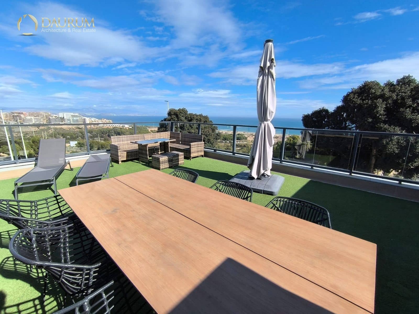 3 soveværelse Lejlighed til salg i Gran Alacant med swimmingpool garage - € 579.000 (Ref: 9548647)