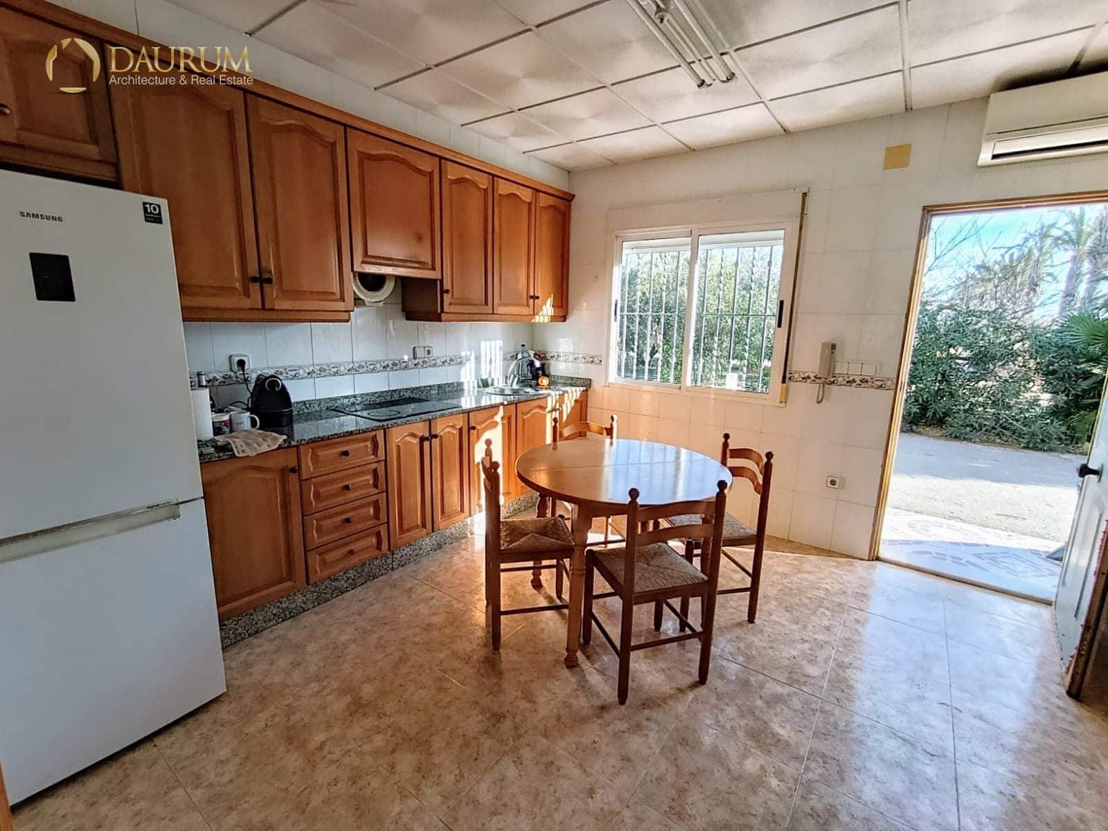 3 sypialnia Willa na sprzedaż w Elche / Elx z garażem - 389 000 € (Ref: 9559106)