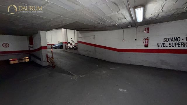 Garasje til salgs i Carolinas Bajas, Alicante by - € 24 000 (Ref: 9563891)