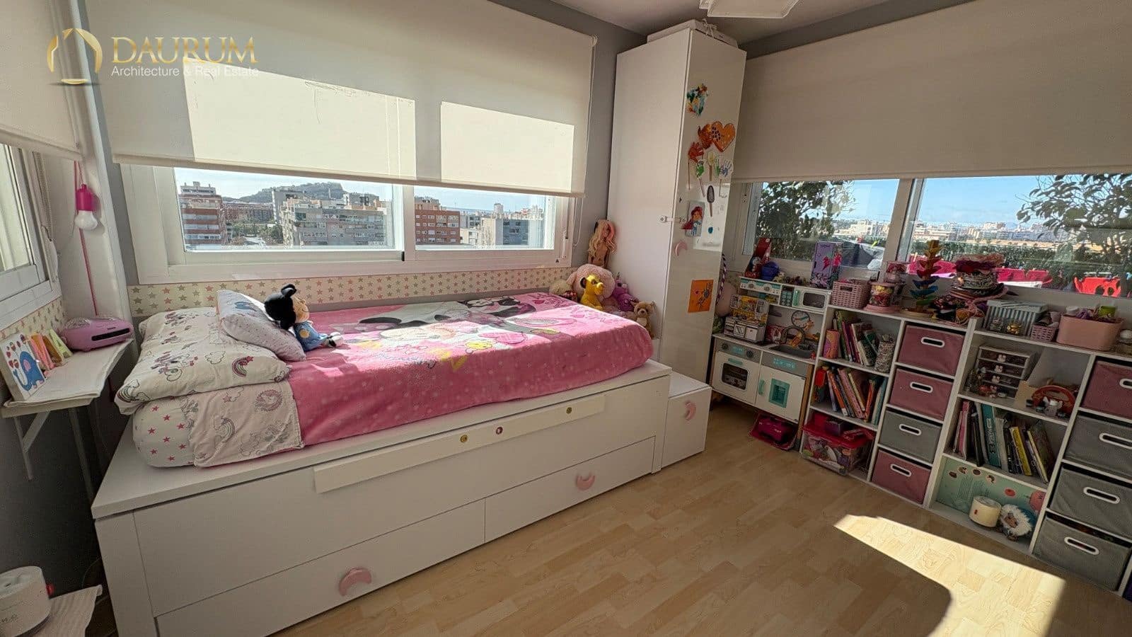 Piso de 2 habitaciones en Alicante / Alacant ciudad en venta con piscina garaje - 275.000 € (Ref: 9563892)