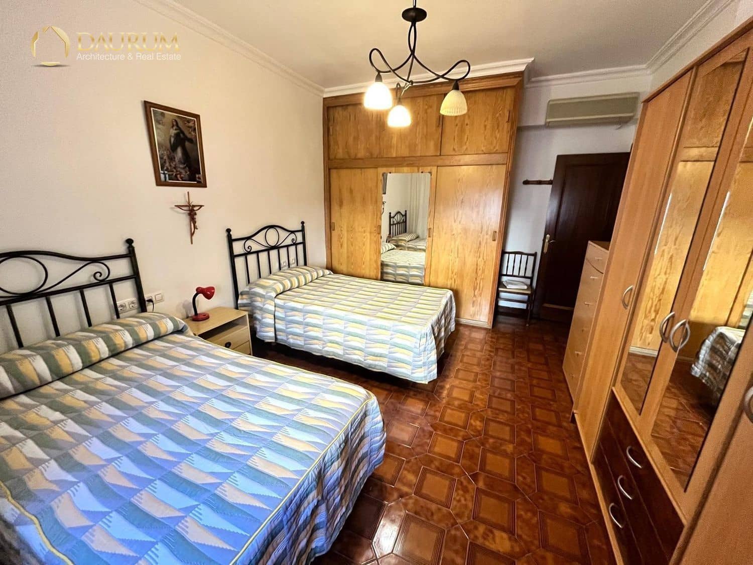 4 sovrum Lägenhet till salu i Alicante stad - 219 000 € (Ref: 9569580)