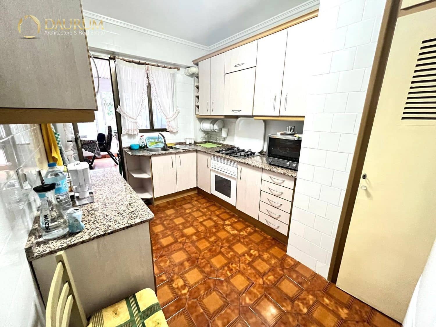 4 sovrum Lägenhet till salu i Alicante stad - 219 000 € (Ref: 9569580)