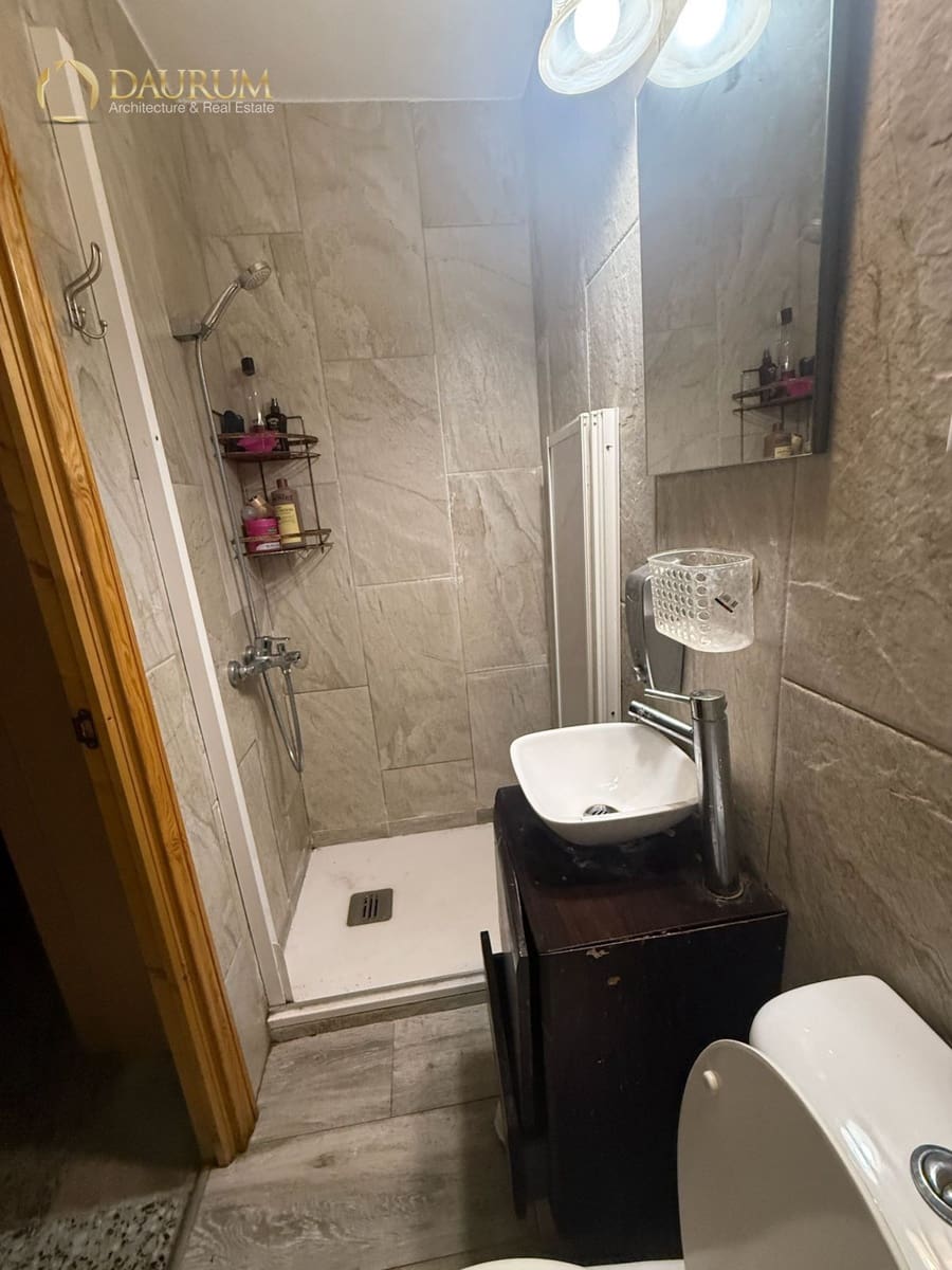 4 bedroom Flat for sale in Alicante / Alacant city - € 179,000 (Ref: 9571805)