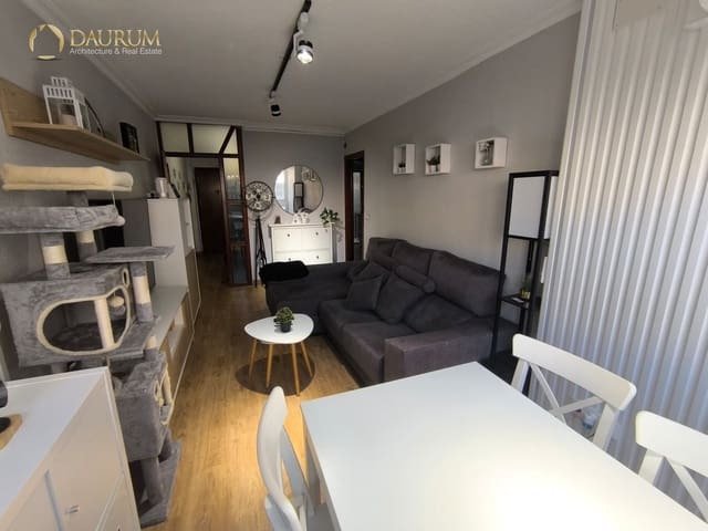 3 soveværelse Lejlighed til salg i Villafranqueza, Alicante by med garage - € 199.000 (Ref: 9572064)