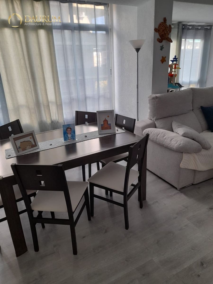 3 makuuhuone Kattohuoneisto myytävänä paikassa Alicante kaupunki - 202 000 € (Ref: 9572065)