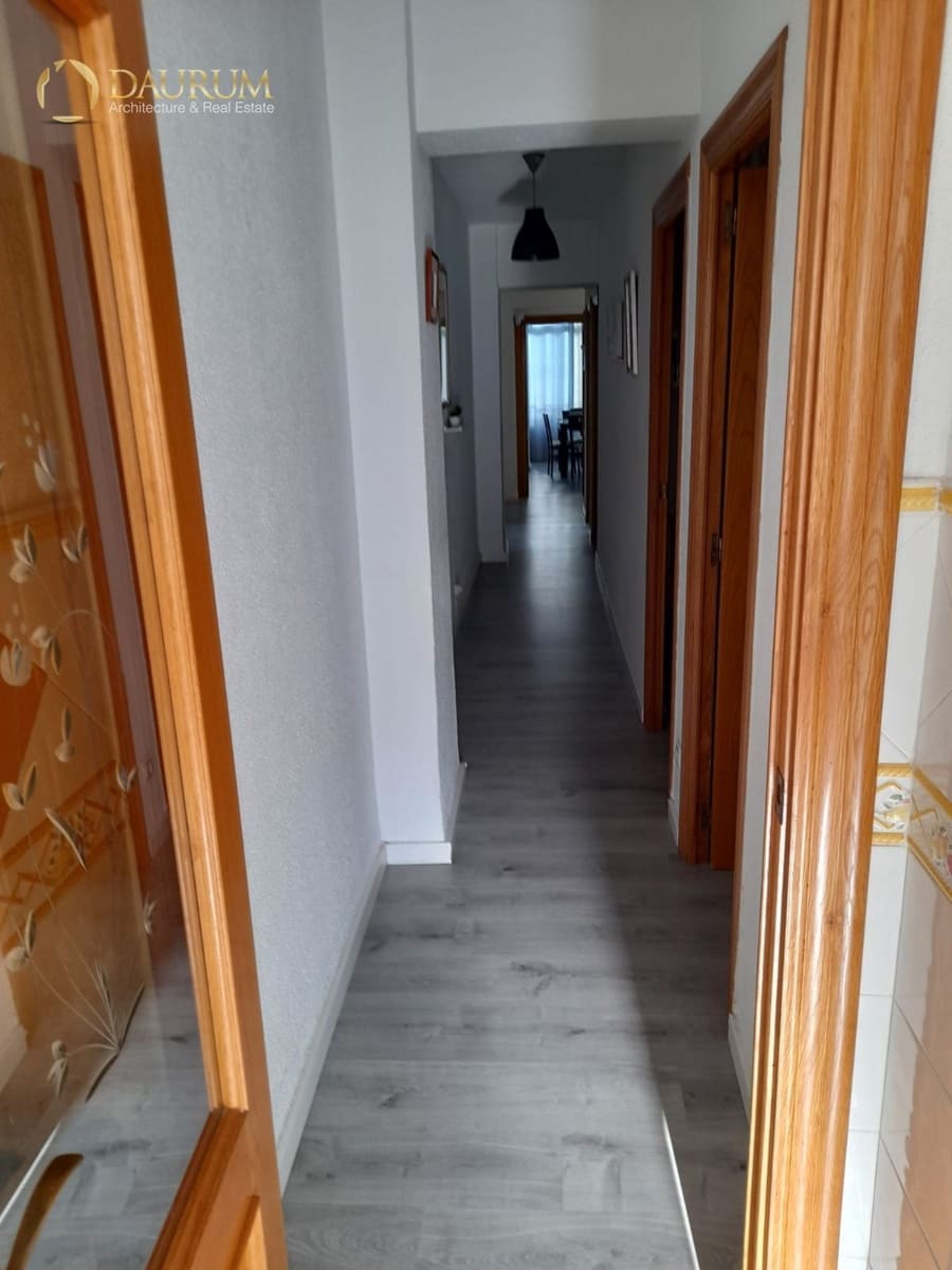 3 makuuhuone Kattohuoneisto myytävänä paikassa Alicante kaupunki - 202 000 € (Ref: 9572065)