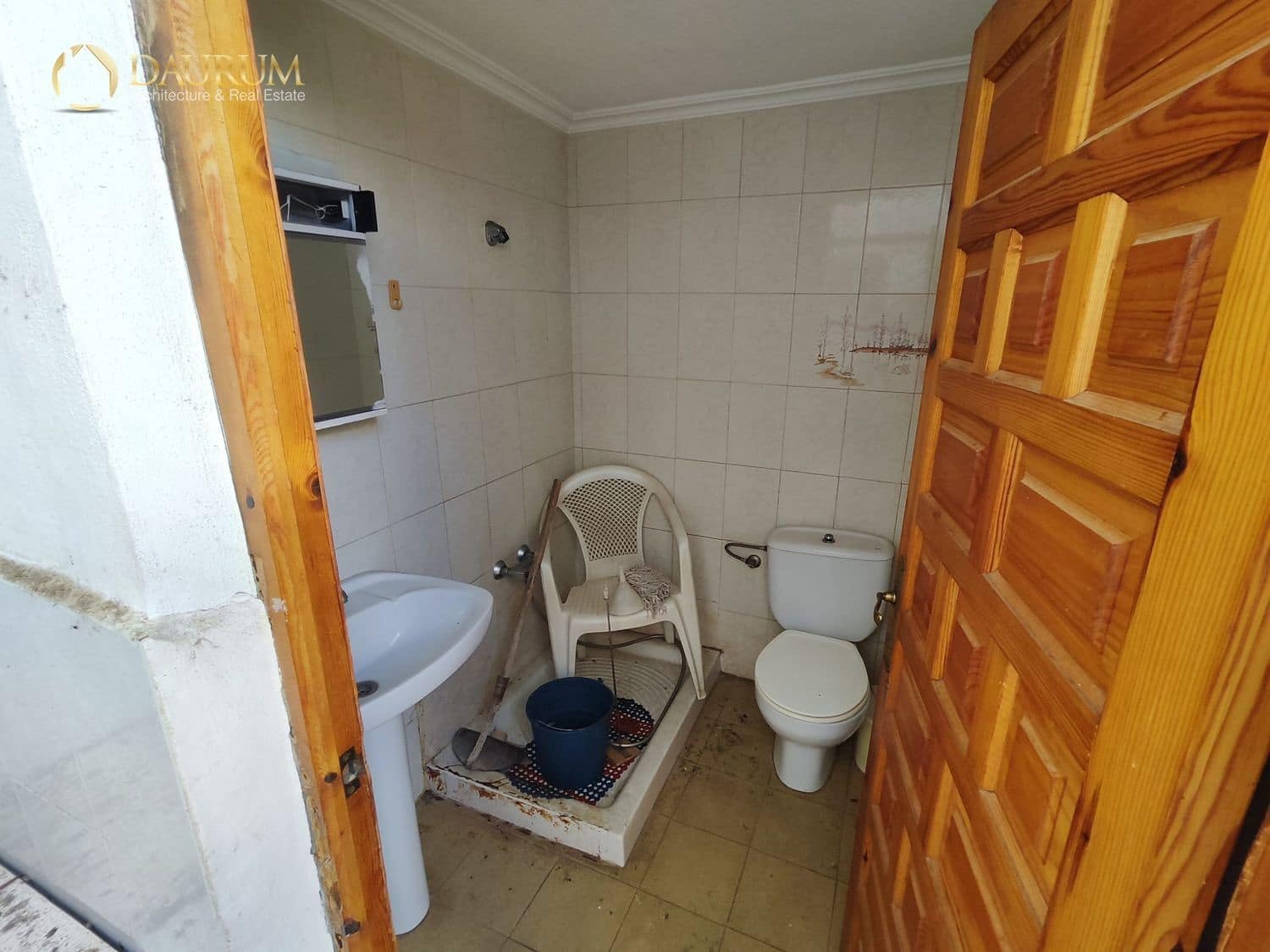 4 makuuhuone Huvila myytävänä paikassa Elche / Elx mukana 
autotalli - 300 000 € (Ref: 9598065)