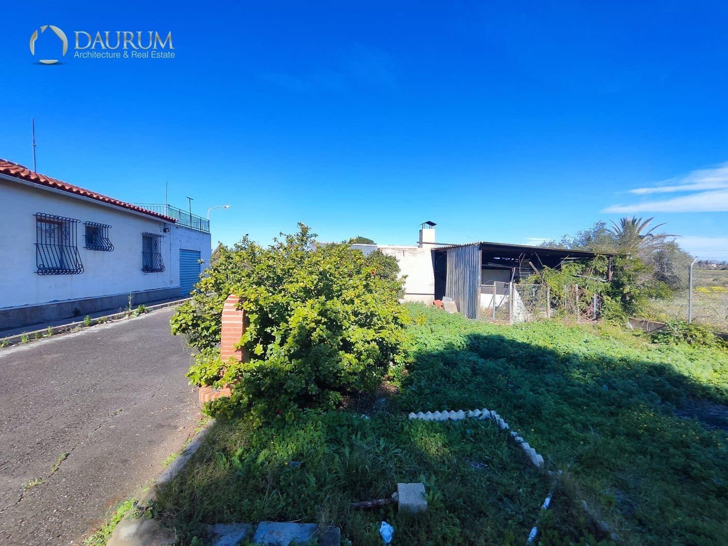 4 makuuhuone Huvila myytävänä paikassa Elche / Elx mukana 
autotalli - 300 000 € (Ref: 9598065)