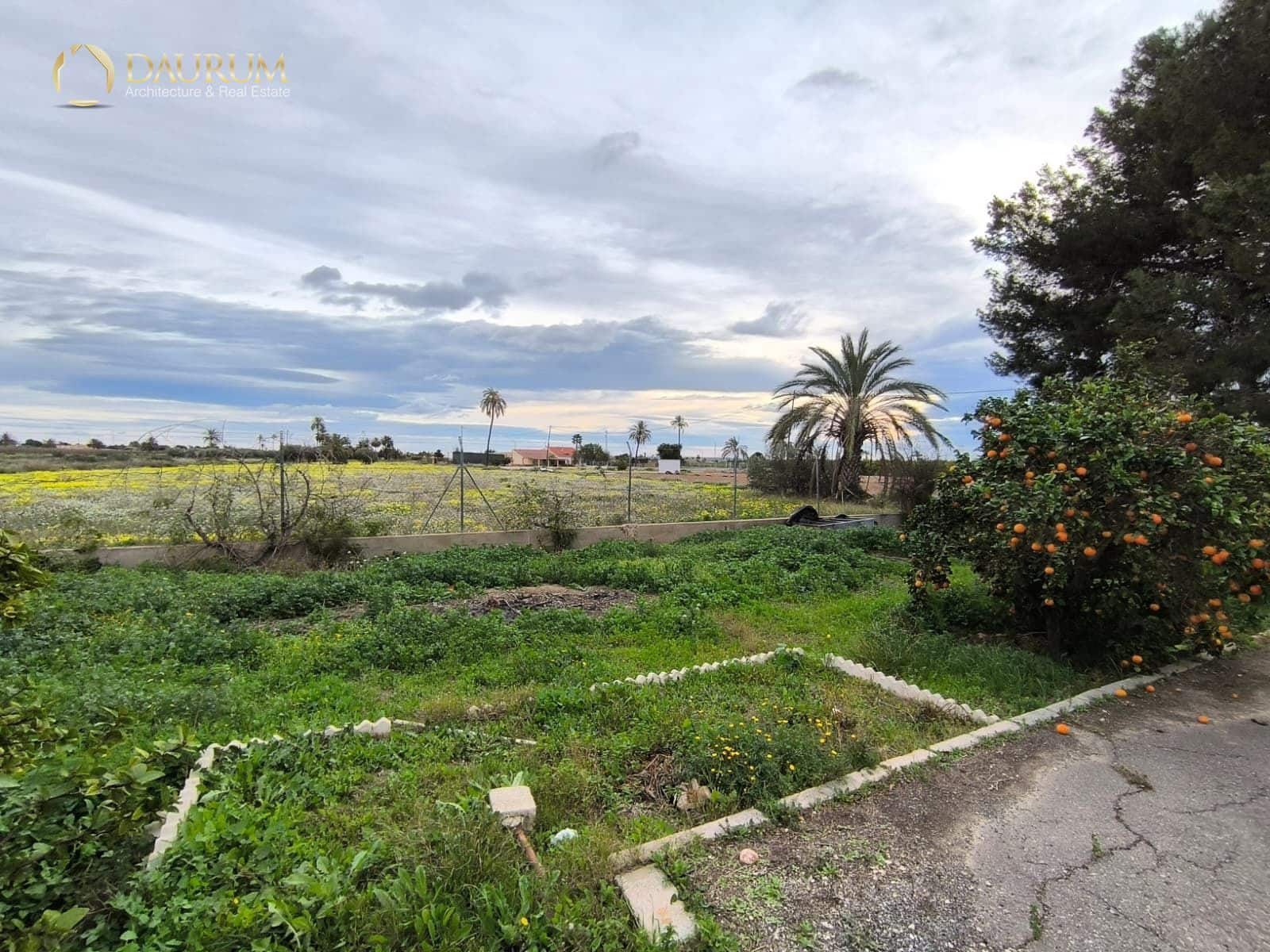 4 makuuhuone Huvila myytävänä paikassa Elche / Elx mukana 
autotalli - 300 000 € (Ref: 9598065)