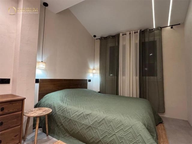 Ático de 2 habitaciones en Alicante / Alacant ciudad en venta - 590.000 € (Ref: 9603284)