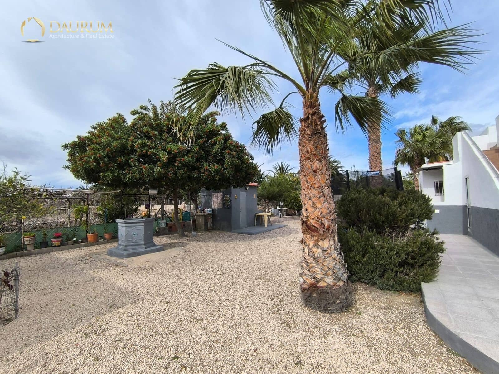 2 slaapkamer Villa te koop in La Hoya met zwembad garage - € 250.000 (Ref: 9603285)