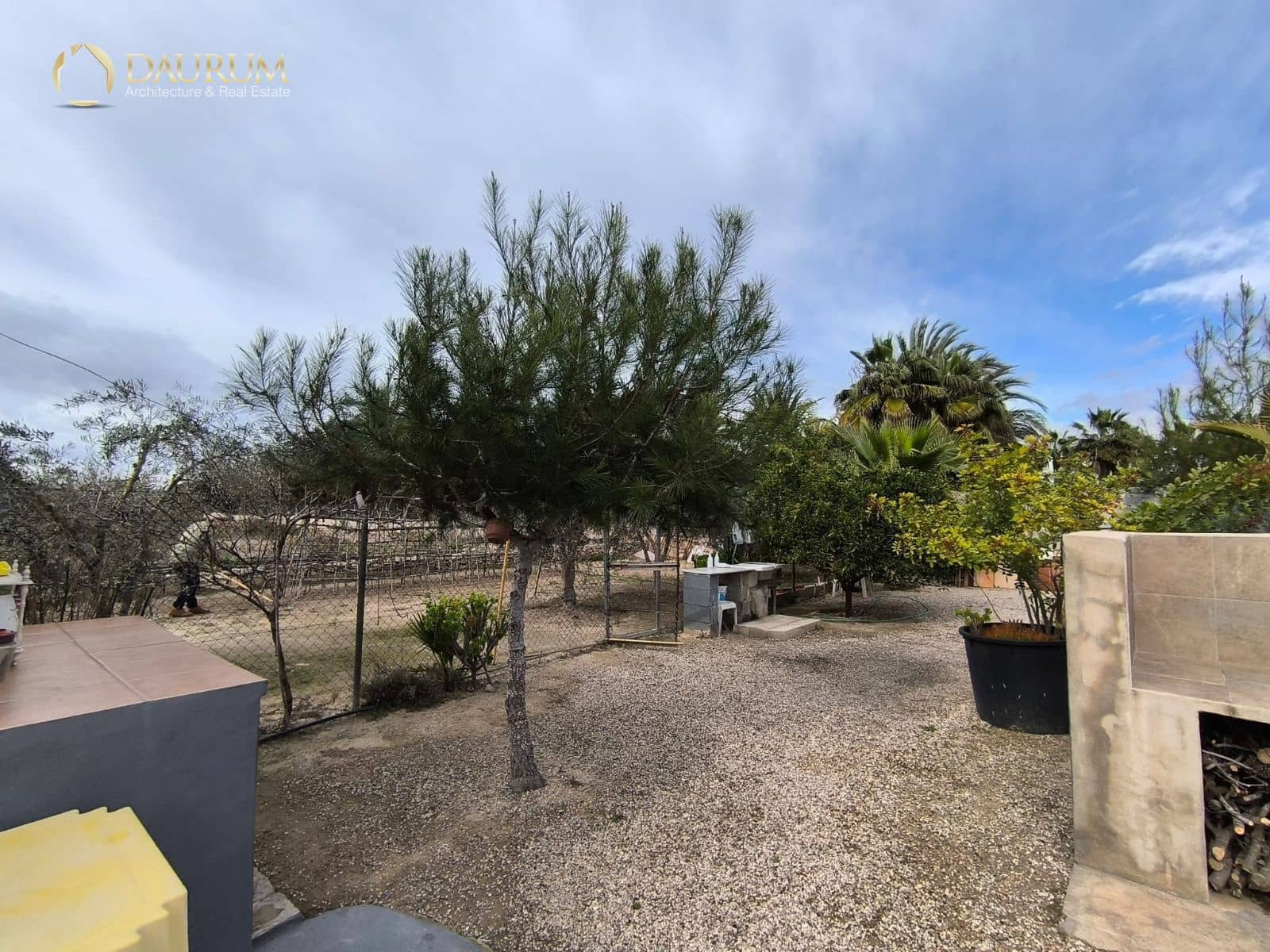 2 slaapkamer Villa te koop in La Hoya met zwembad garage - € 250.000 (Ref: 9603285)