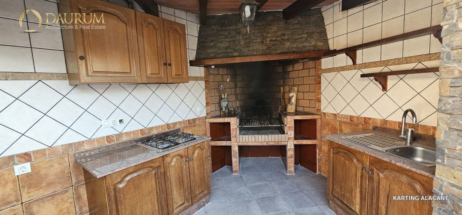 5 soverom Hus til salgs i San Vicente / Sant Vicent del Raspeig med svømmebasseng garasje - € 415 000 (Ref: 9613968)