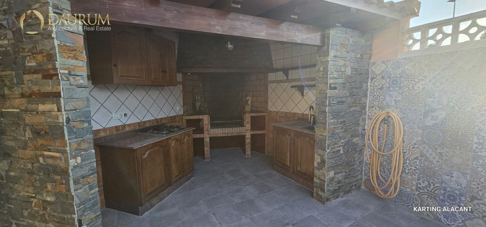 5 soverom Hus til salgs i San Vicente / Sant Vicent del Raspeig med svømmebasseng garasje - € 415 000 (Ref: 9613968)