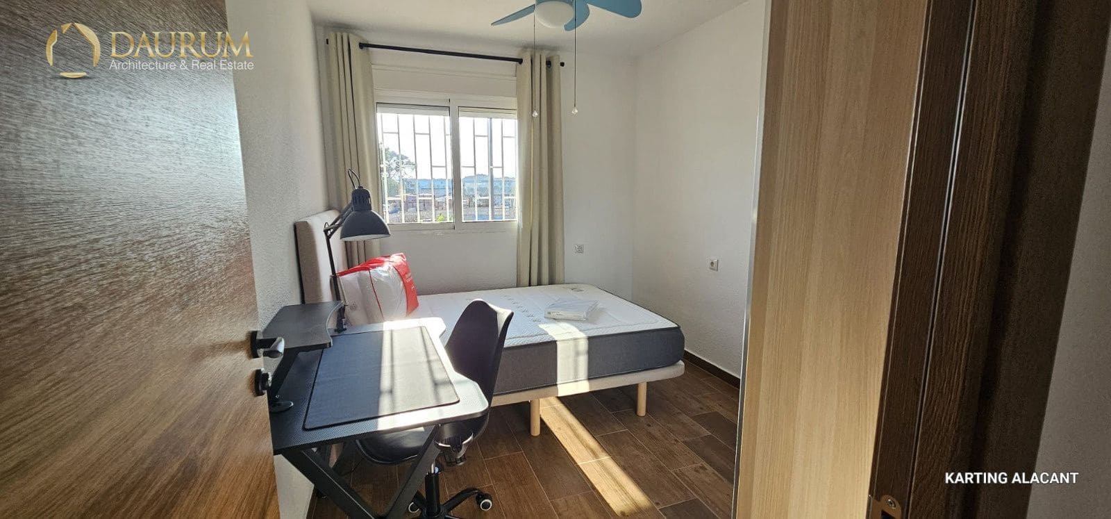 5 soverom Hus til salgs i San Vicente / Sant Vicent del Raspeig med svømmebasseng garasje - € 415 000 (Ref: 9613968)