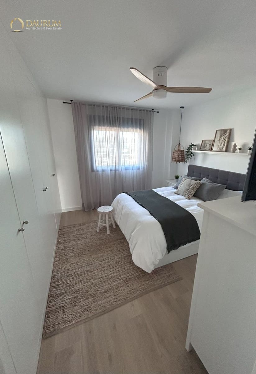 1 sovrum Lägenhet till salu i Alicante stad med pool garage - 360 000 € (Ref: 9623160)