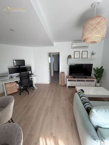 1 sovrum Lägenhet till salu i Alicante stad med pool garage - 360 000 € (Ref: 9623160)