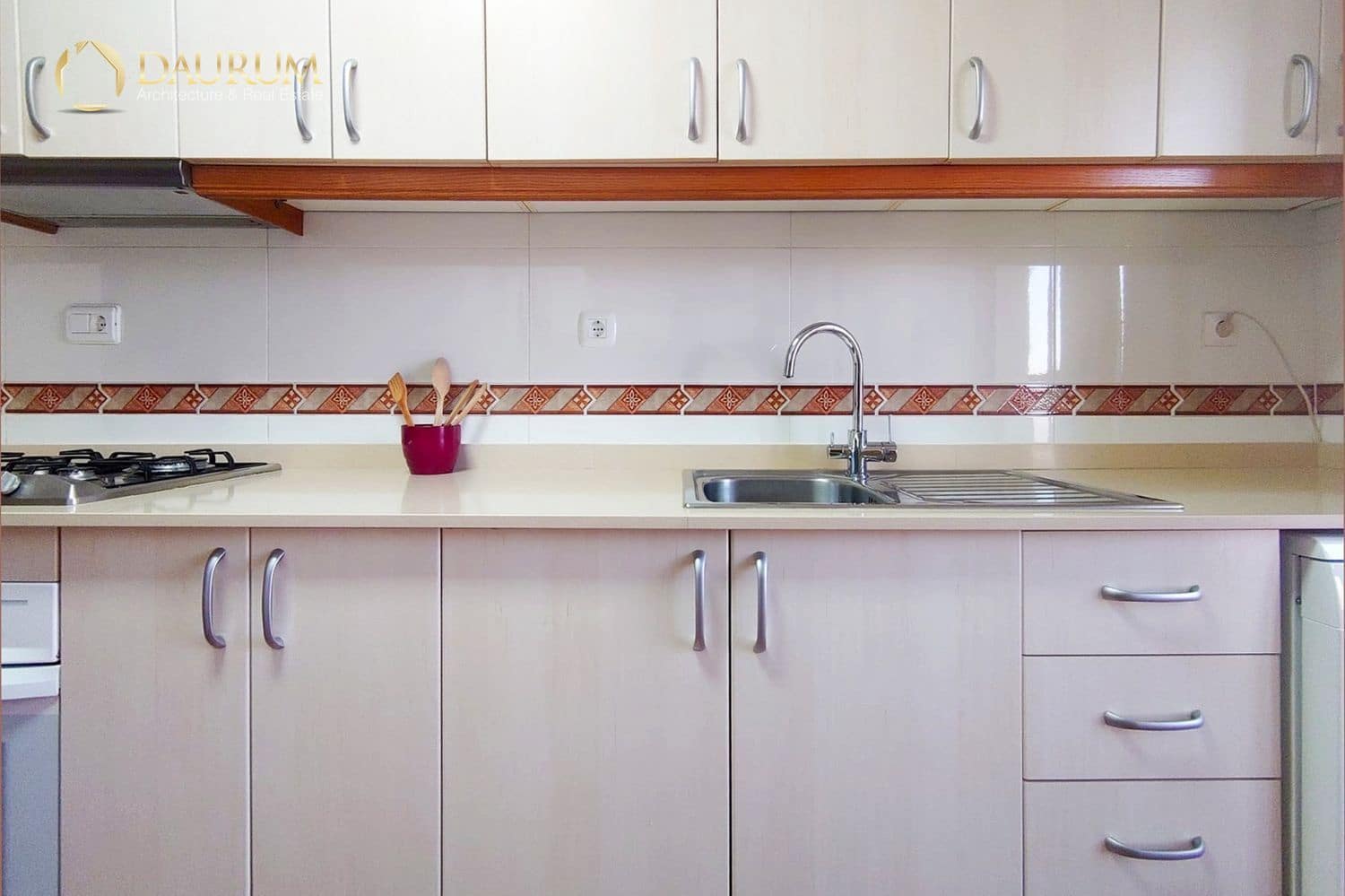 3 makuuhuone Asunto myytävänä paikassa Alicante kaupunki mukana uima-altaan 
autotalli - 320 000 € (Ref: 9623161)