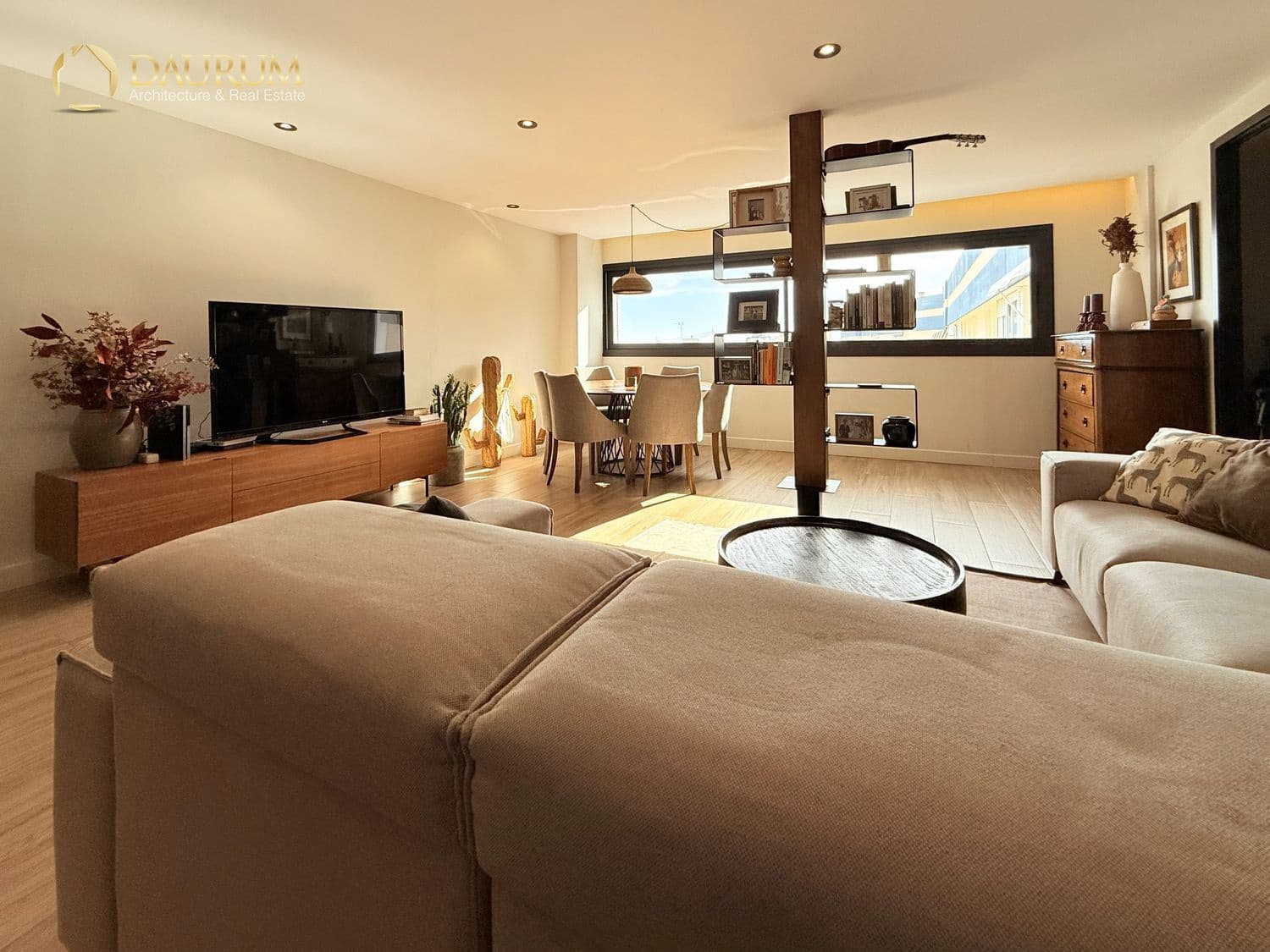 4 makuuhuone Asunto myytävänä paikassa Alicante kaupunki mukana 
autotalli - 680 000 € (Ref: 9623162)