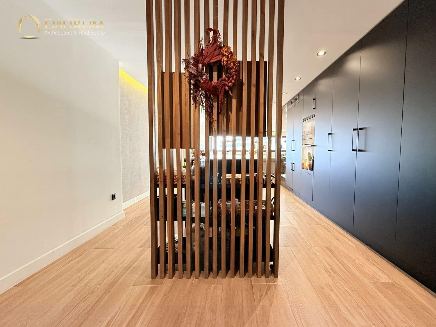 4 makuuhuone Asunto myytävänä paikassa Alicante kaupunki mukana 
autotalli - 680 000 € (Ref: 9623162)