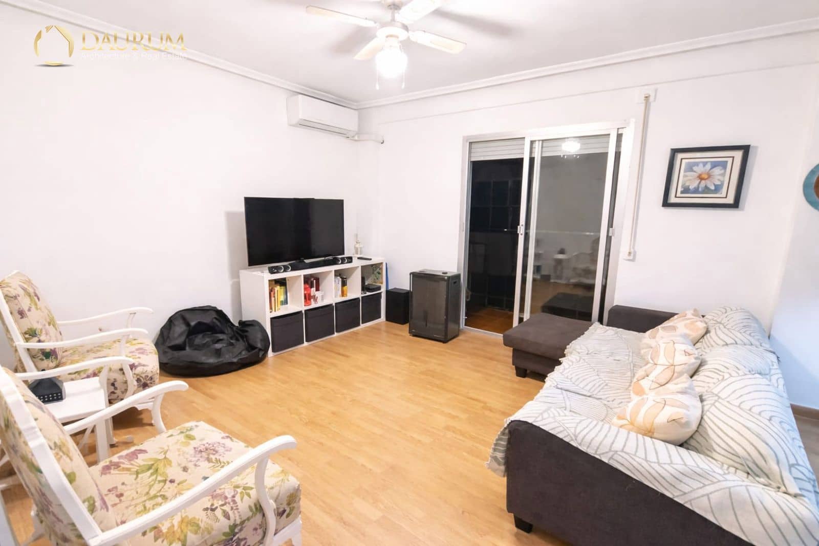 2 slaapkamer Flat te koop in Jijona / Xixona - € 70.000 (Ref: 9623163)