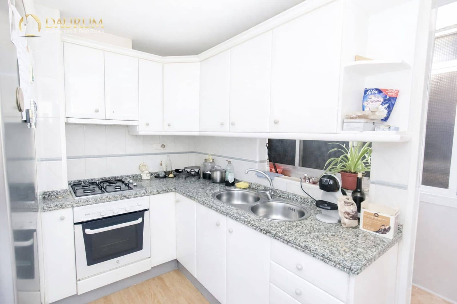 2 slaapkamer Flat te koop in Jijona / Xixona - € 70.000 (Ref: 9623163)