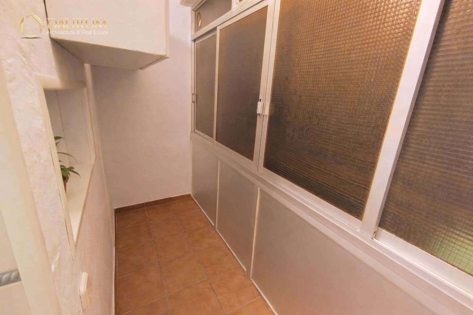 2 slaapkamer Flat te koop in Jijona / Xixona - € 70.000 (Ref: 9623163)