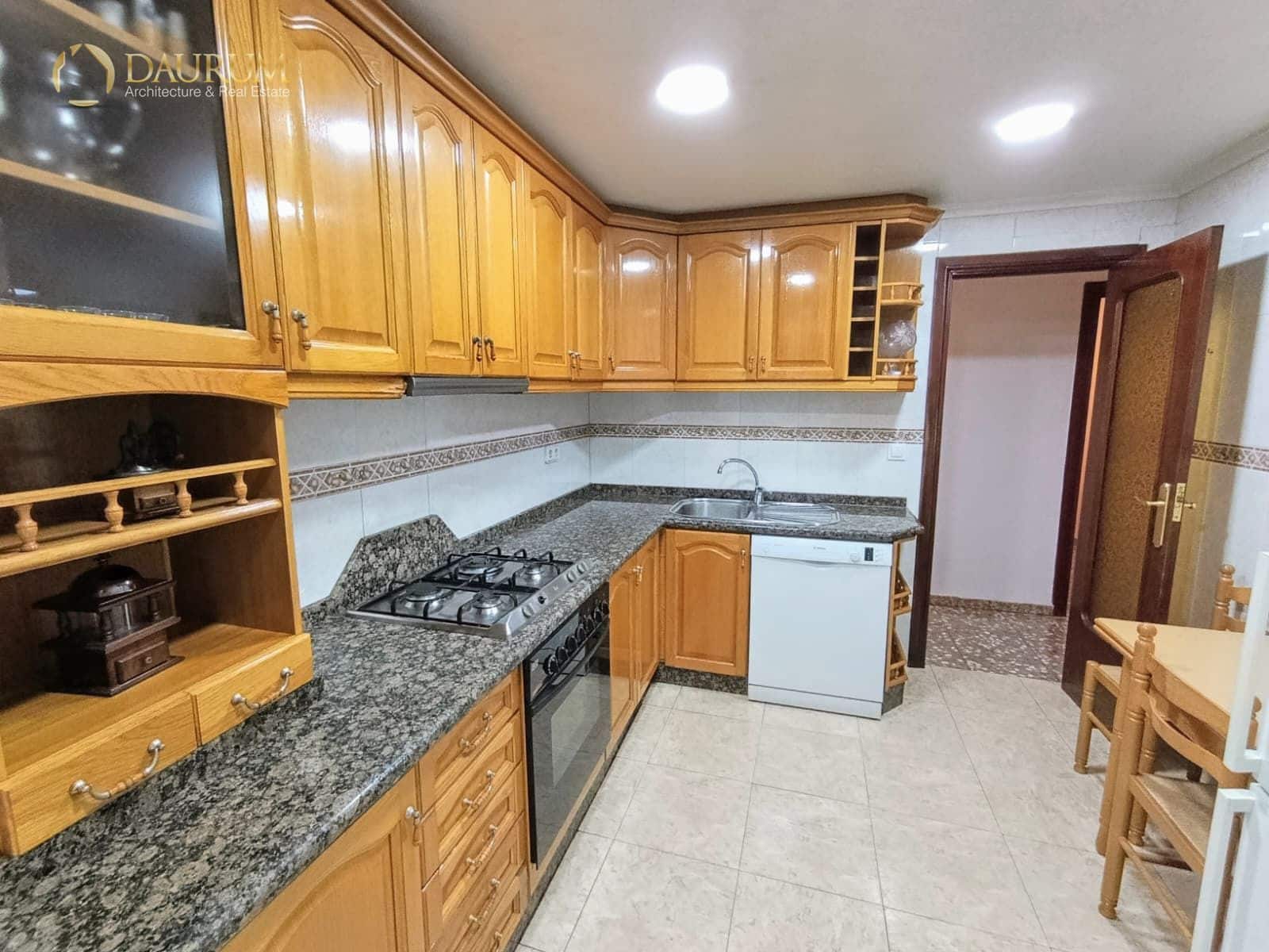 3 soverom Leilighet til salgs i Alicante by - € 165 000 (Ref: 9626189)