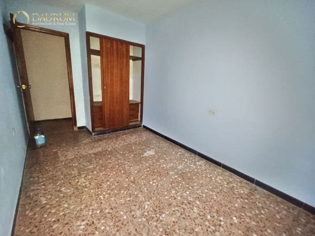 4 sovrum Lägenhet till salu i Santo Domingo, Alicante stad - 230 000 € (Ref: 9626443)