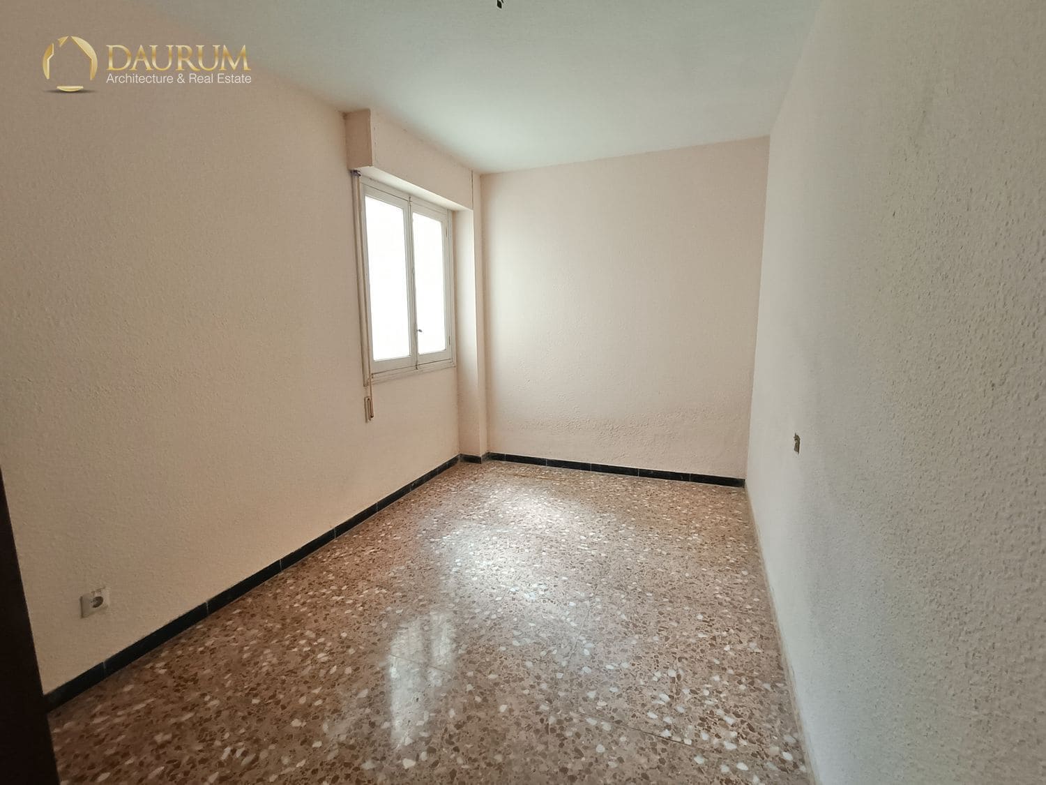 4 sovrum Lägenhet till salu i Alicante stad - 230 000 € (Ref: 9626443)