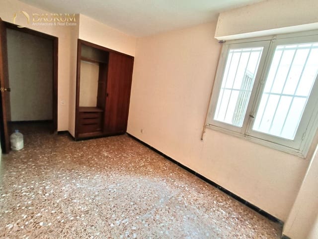 4 sovrum Lägenhet till salu i Santo Domingo, Alicante stad - 230 000 € (Ref: 9626443)
